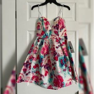Strapless short colorful dress size 9/10